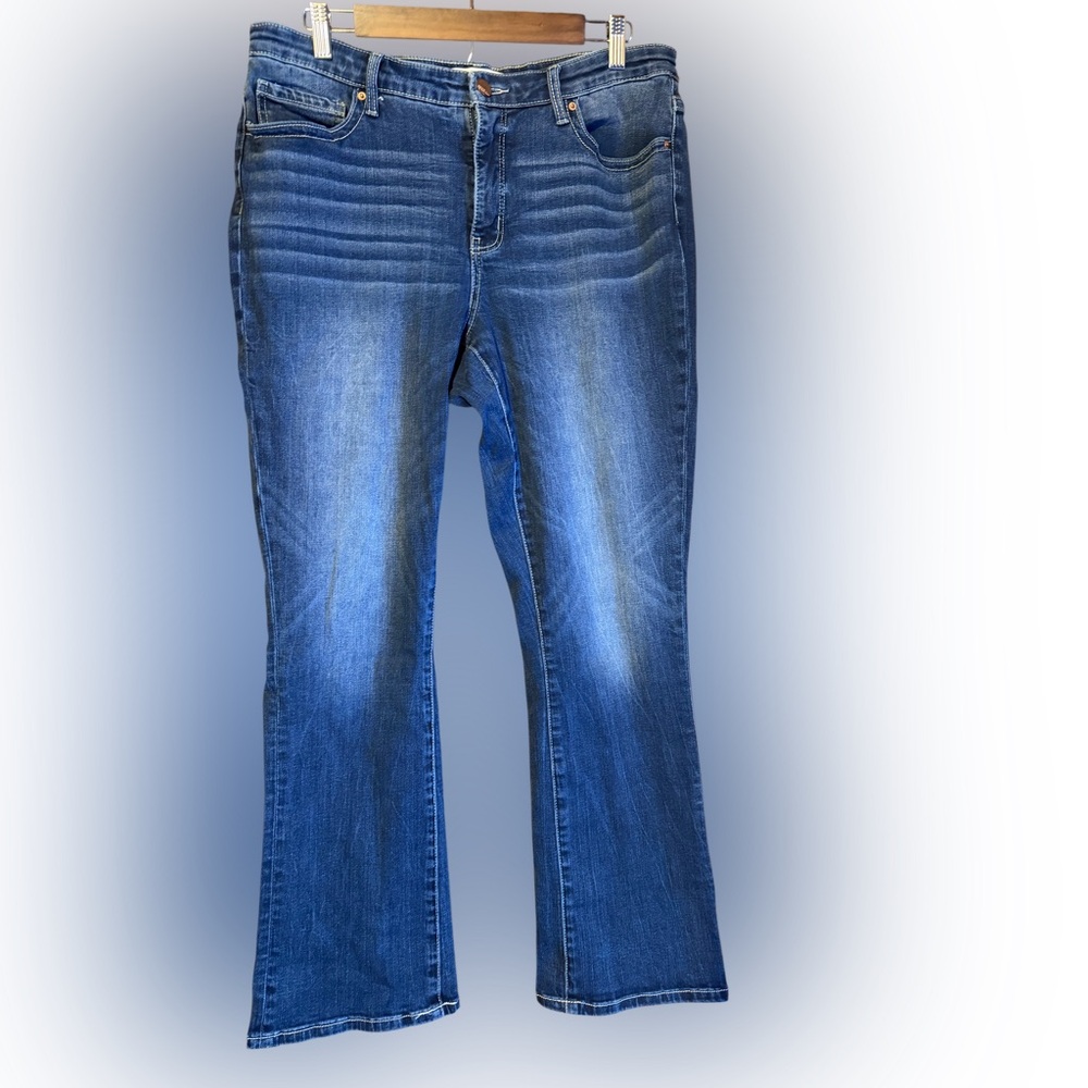 BKE Gabby Curvy Fit High Rise Bootcut